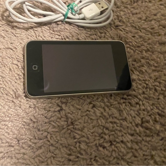 Ipod touch - Picture 2 of 5